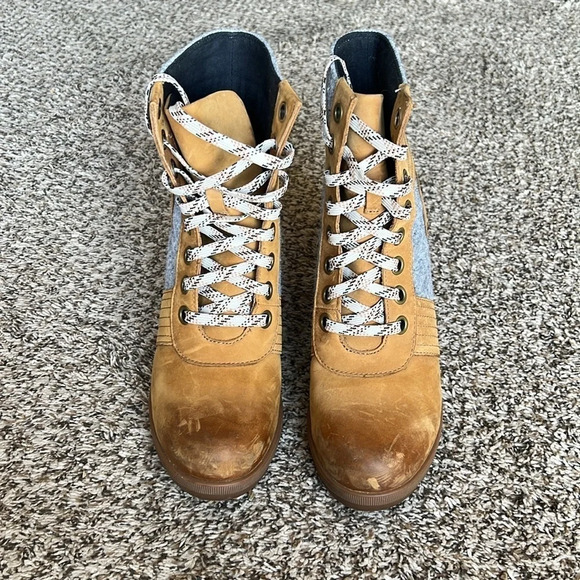 Sorel Lexie Wedge Boots - Picture 2 of 6